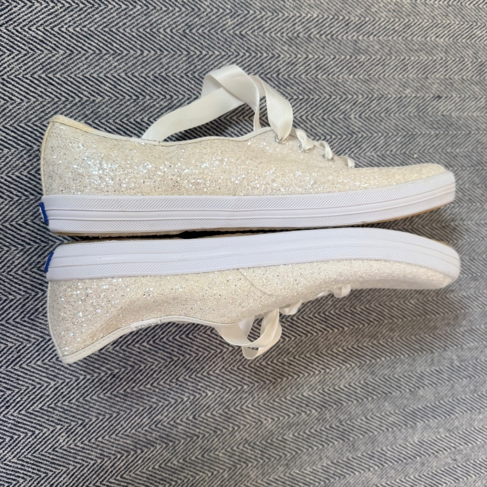 KEDS KATE SPADE - White Glitter Tennis Sneakers with Ribbon Laces - Picture 7 of 10